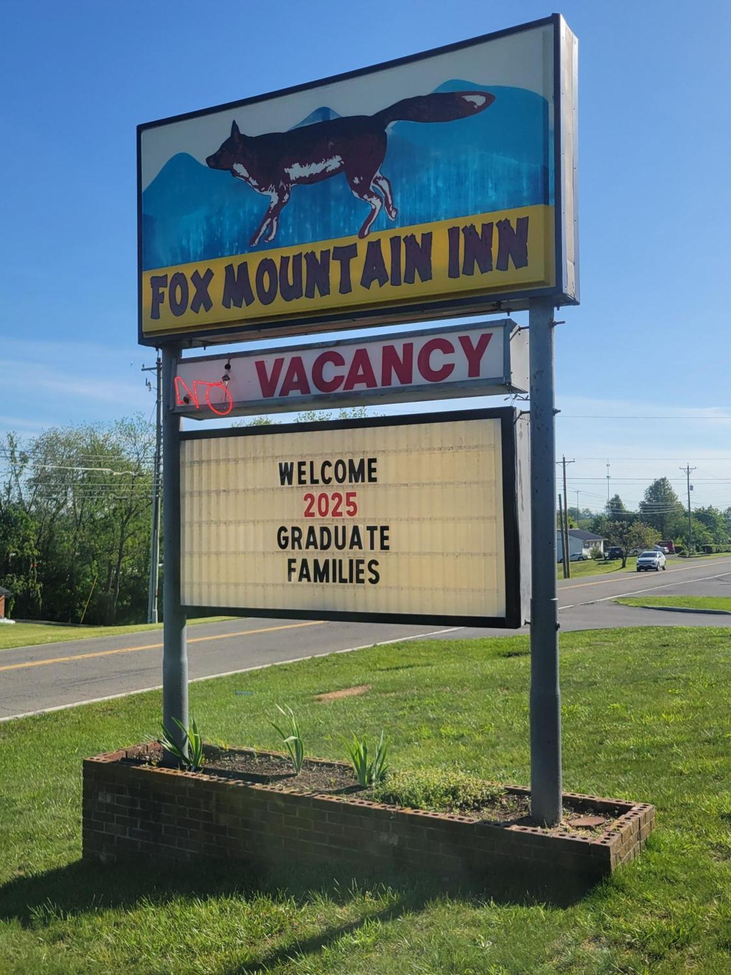 Fox Mountain Inn 맥스메도우즈 외부 사진
